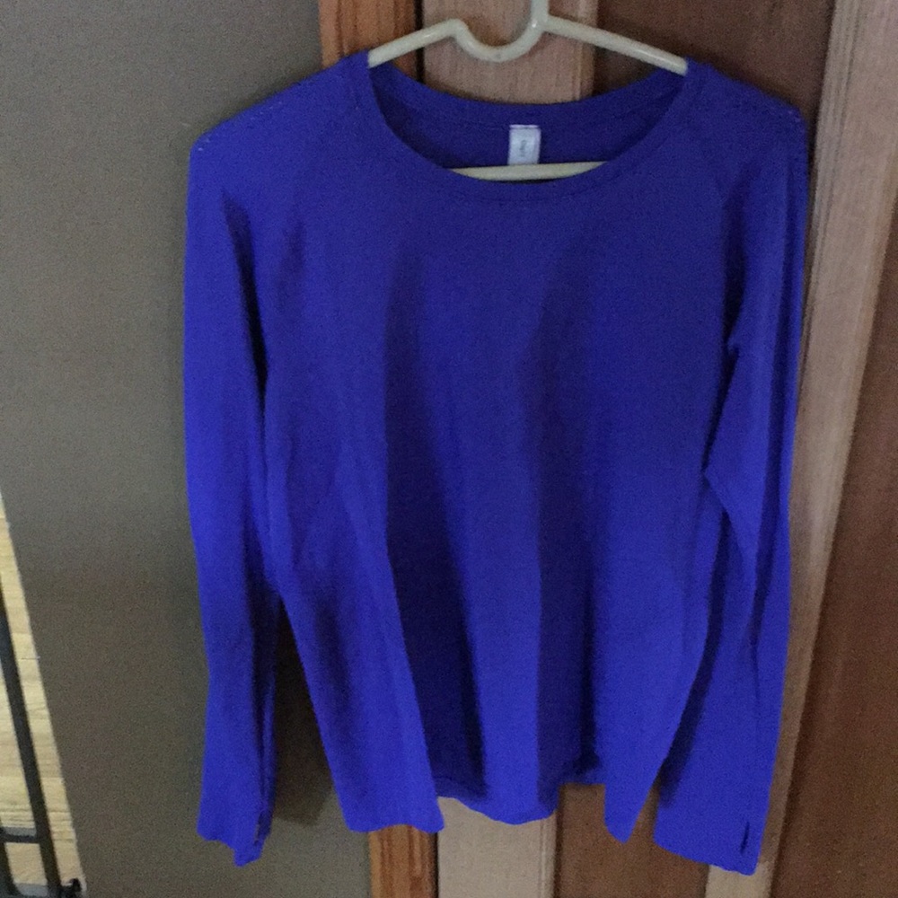 Gap workout shirt